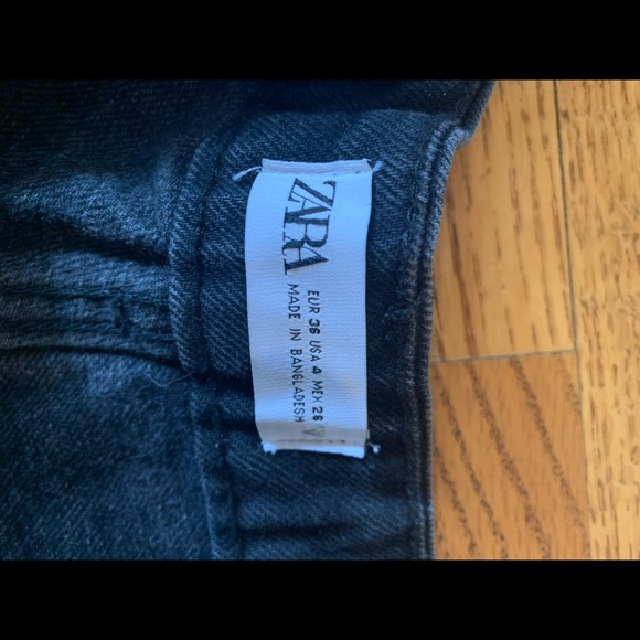 Zara dark grey / black shorts - Picture 3 of 4